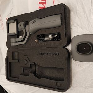 *SOLD* DJI OSMO MOBILE 2 Smartphone Gimbal Stabilizer